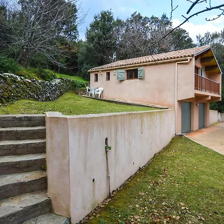 2 Bedroom Beautiful In * Oletta (Corsica)